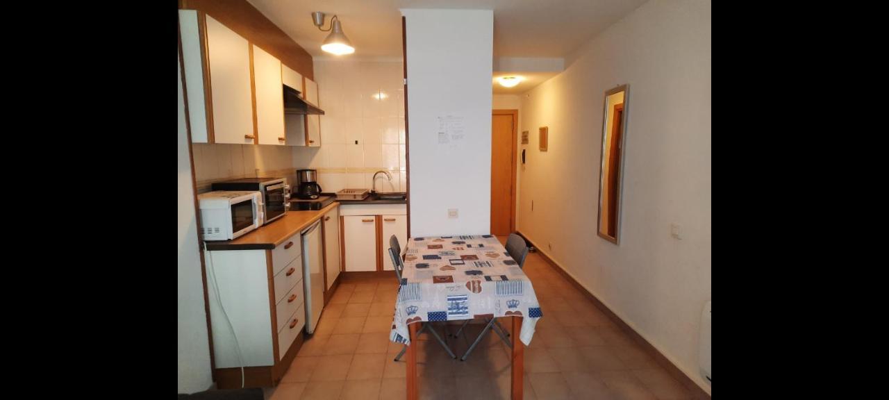 Castell Joncar,30 M De La Playa, 1Era Linea De Mar, Vista Al Mar Apartman Roses Kültér fotó